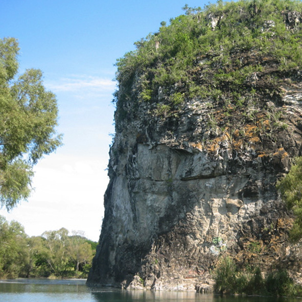 Río La Muralla